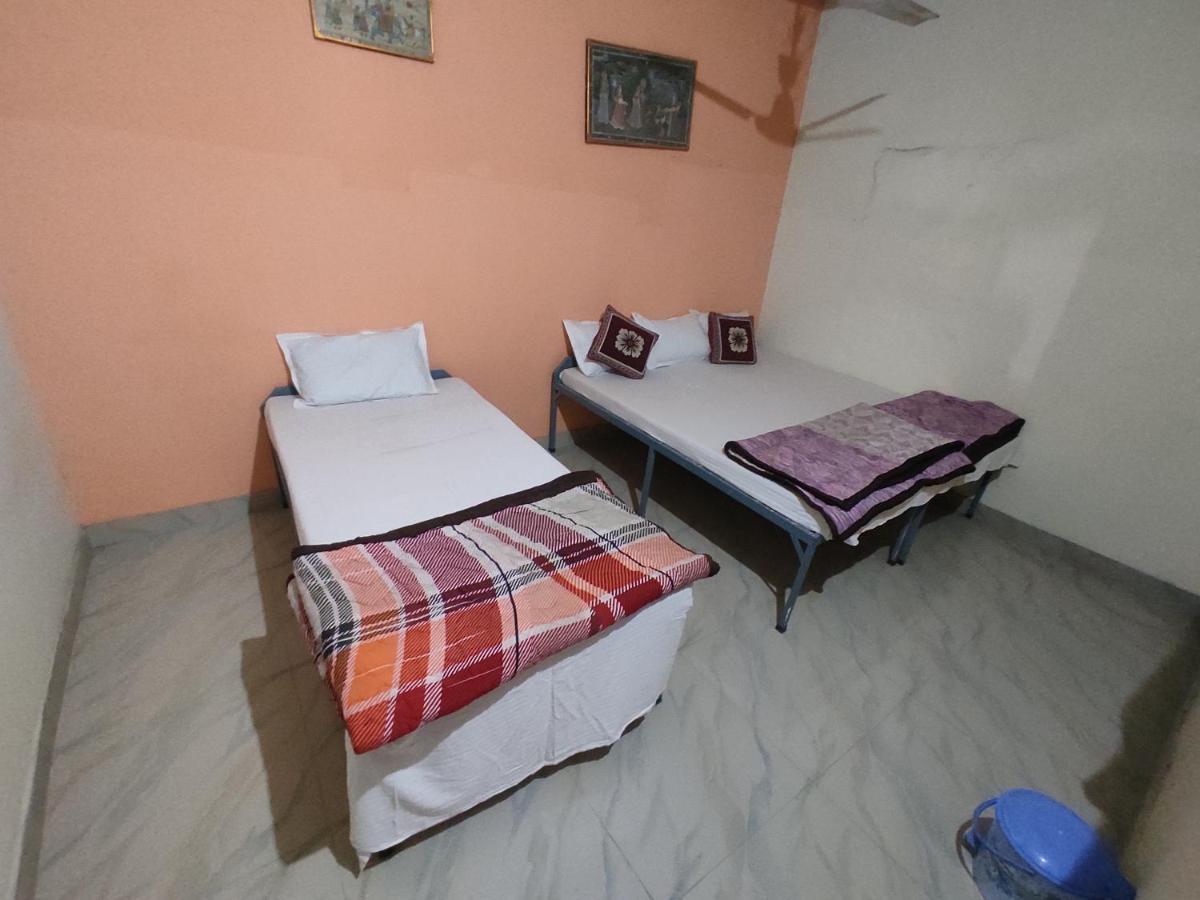 Superinn Home Stay& Guest House Agra  Esterno foto