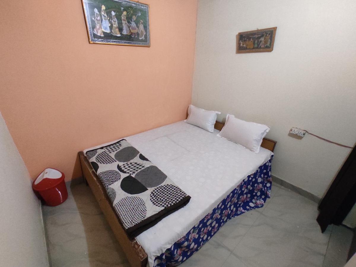Superinn Home Stay& Guest House Agra  Esterno foto