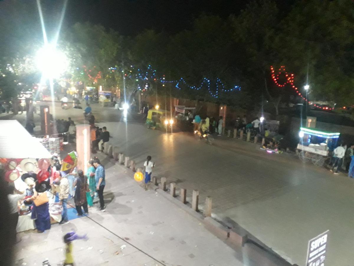 Superinn Home Stay& Guest House Agra  Esterno foto